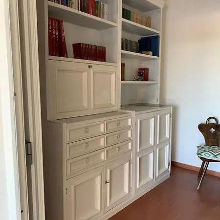 Villa Gardella Villa *
